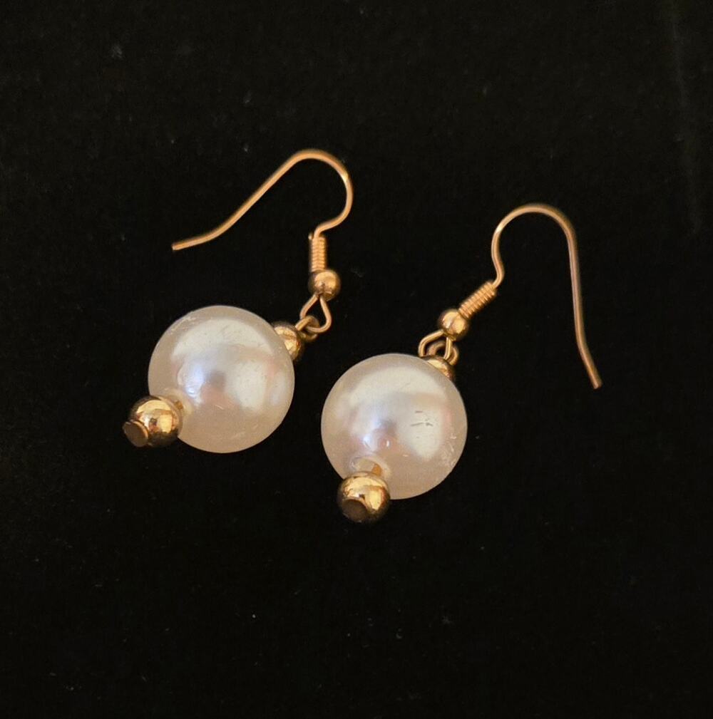 Gold Pearl Drop Earrings